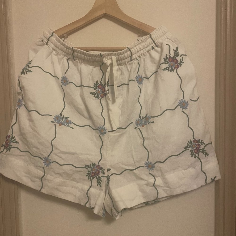 Damsen Madder Embroidered Shorts sz 10